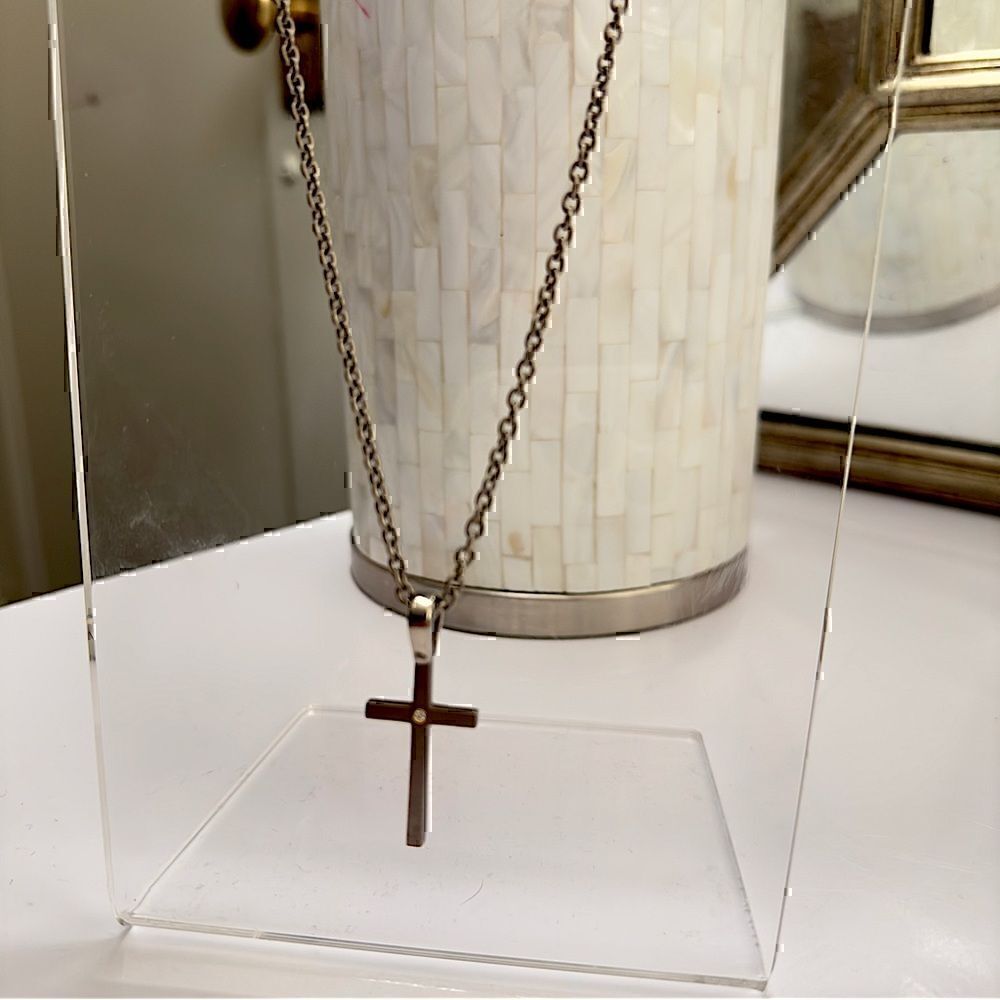Titanium diamond set in 18k Gold cross necklace 18 inch - Picture 10 of 11